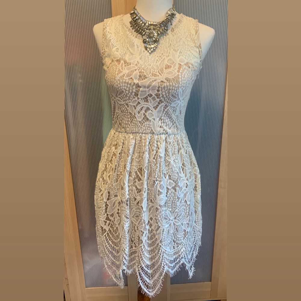Beautiful eyelash Lace Dress Love Fire XS